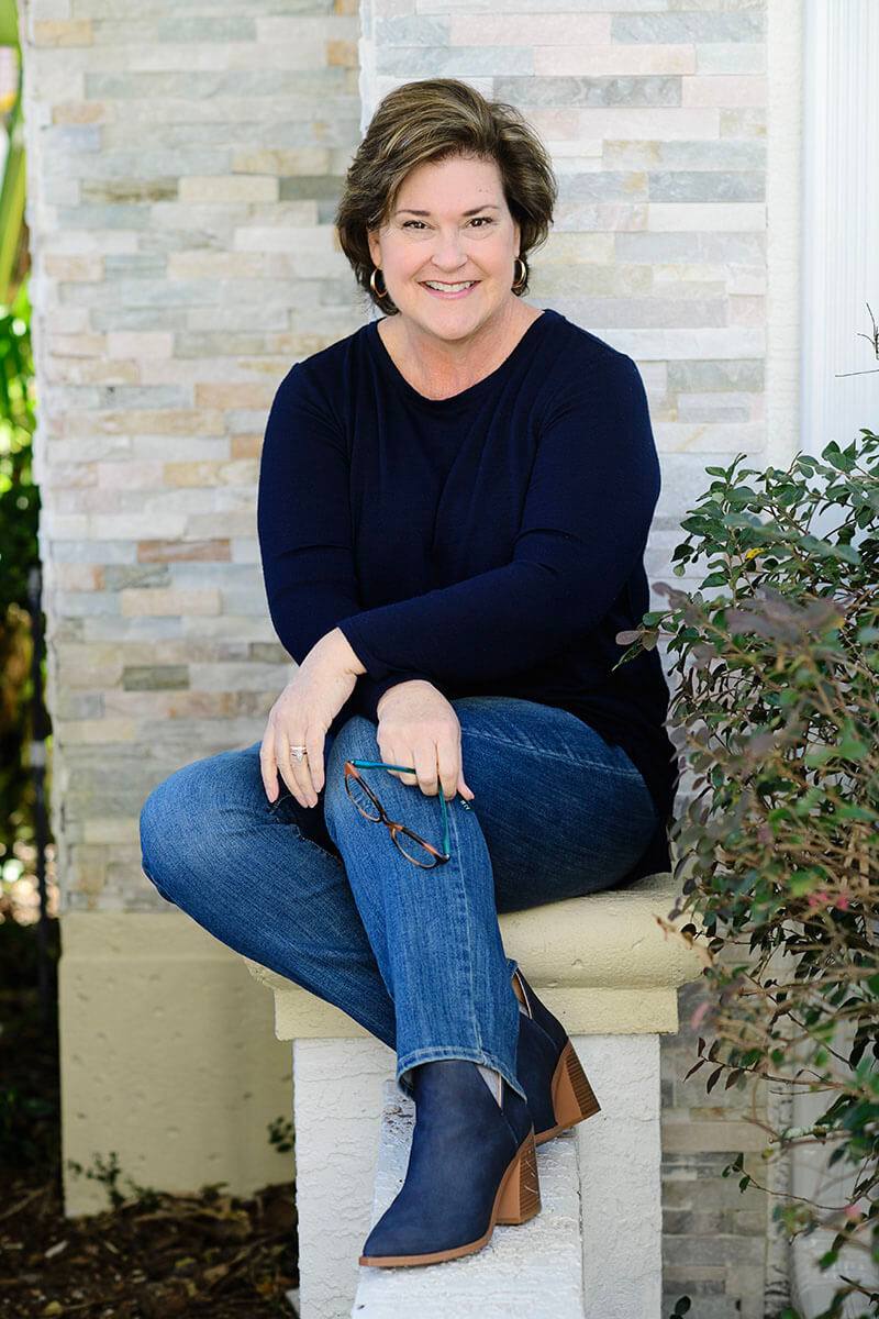 Shannon Dvorak - Headshot